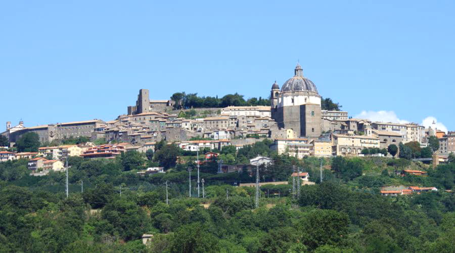 Las mejores ofertas de alquiler de coches en Montefiascone